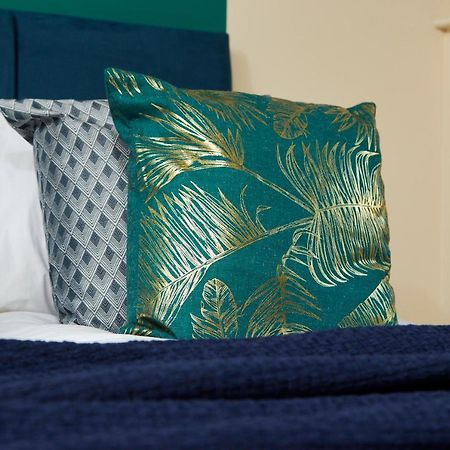 شقة Exquisite Cambridge Abode - Sleeps 6 - Parking المظهر الخارجي الصورة